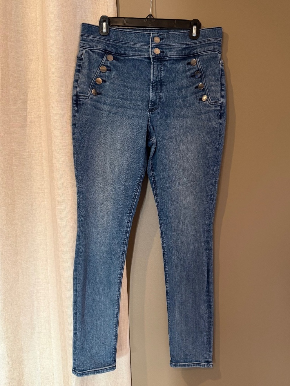 Express Women's Perfect Curves Ankle Legging Button Accent, Size 12 Long